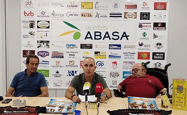 La Dos Leguas reúne a 355 corredores para volver a correr por el Alzheimer en Baena